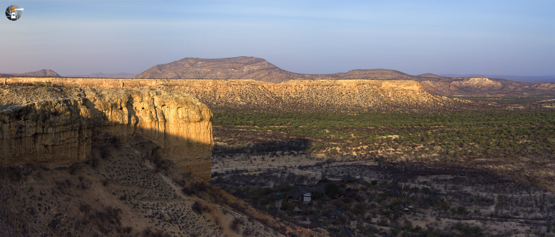 Ugab Valley with Vingerklip Lodge