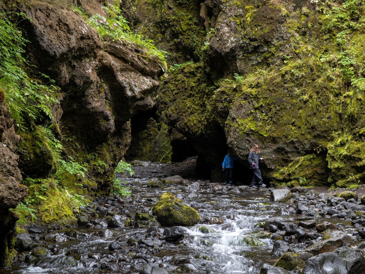 Auf dem Weg zum Nauthúsagil